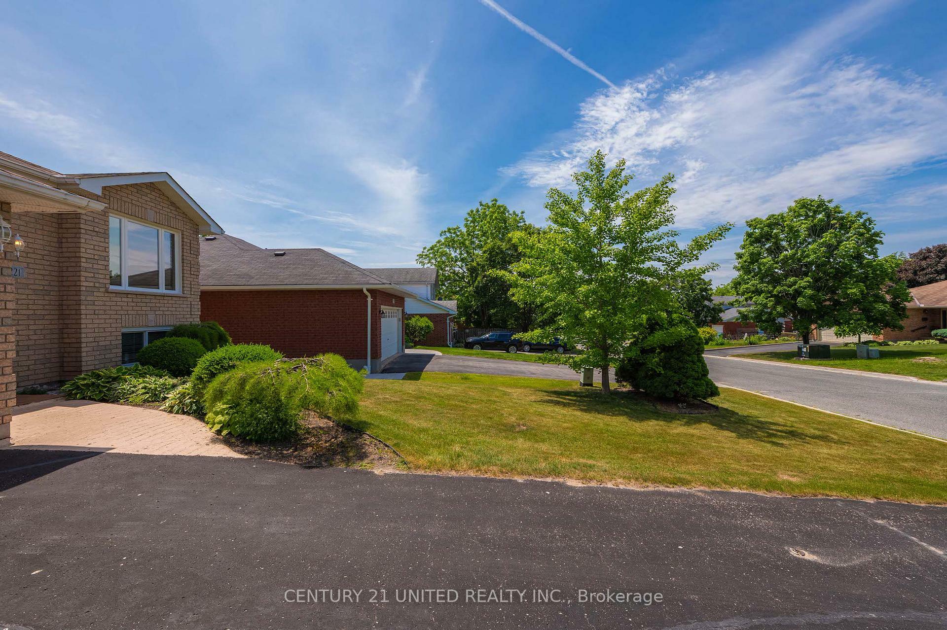 Property Photo:  2221 Lorraine Drive  ON K9L 1X5 