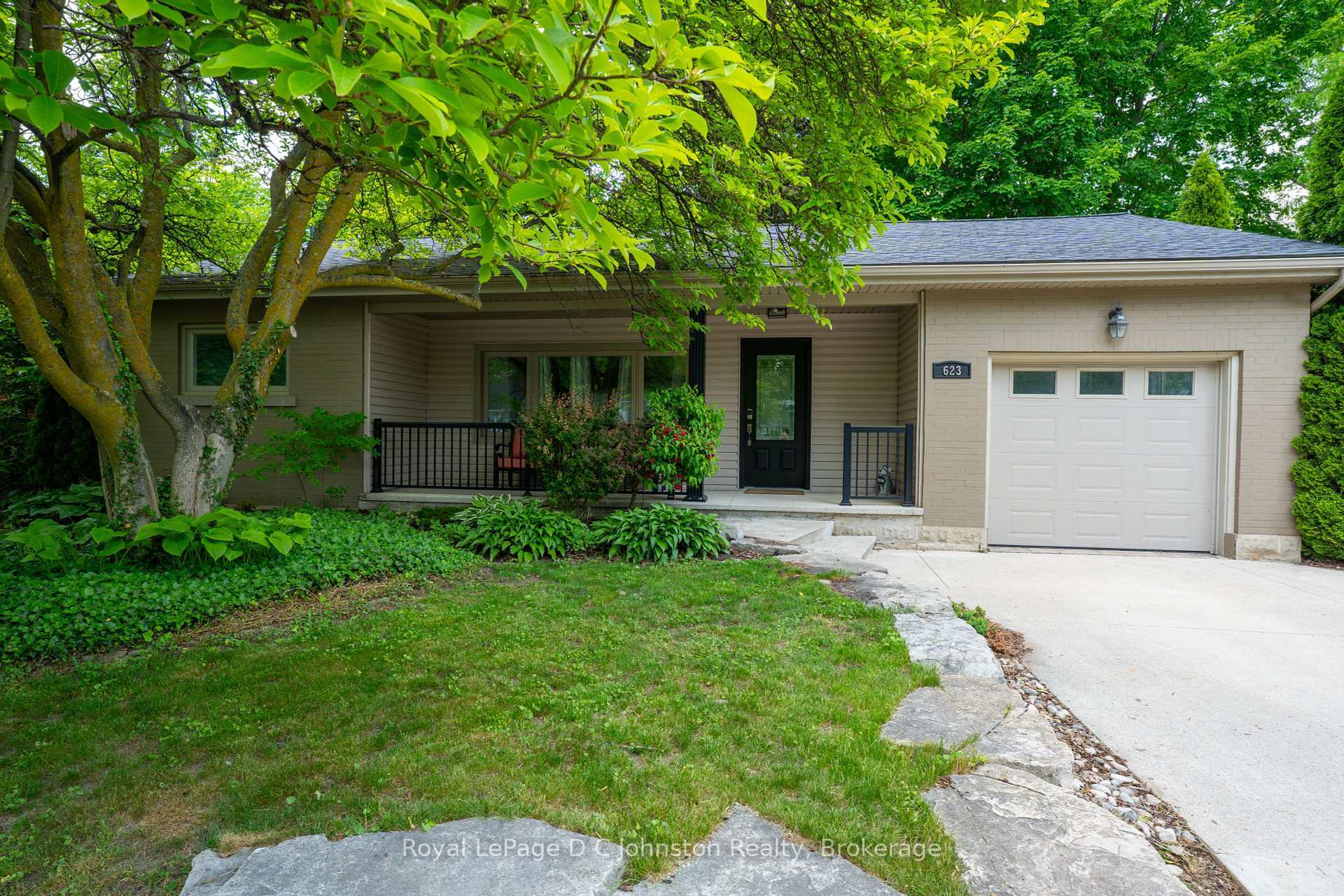 623 Louis Street E  Saugeen Shores ON N0H 2C4 photo
