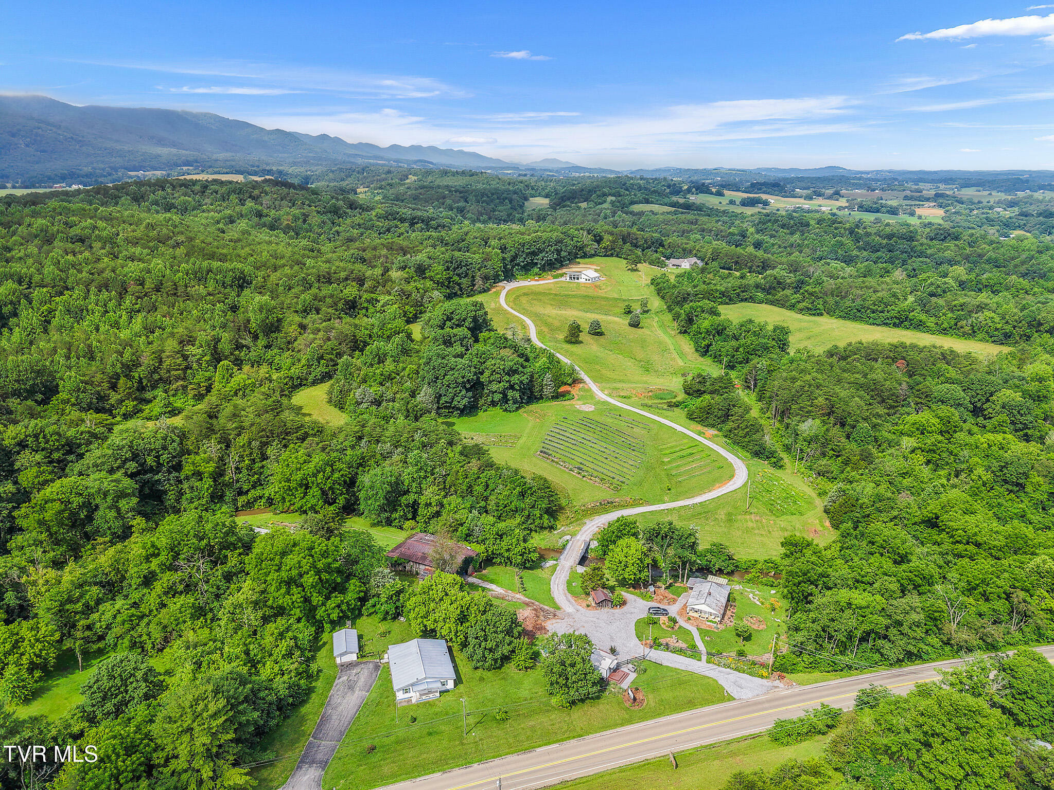 Property Photo: 8512 Asheville Highway TN 37743