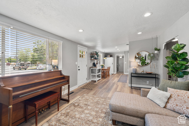 Property Photo: 1467 N Scott Cir W UT 84041