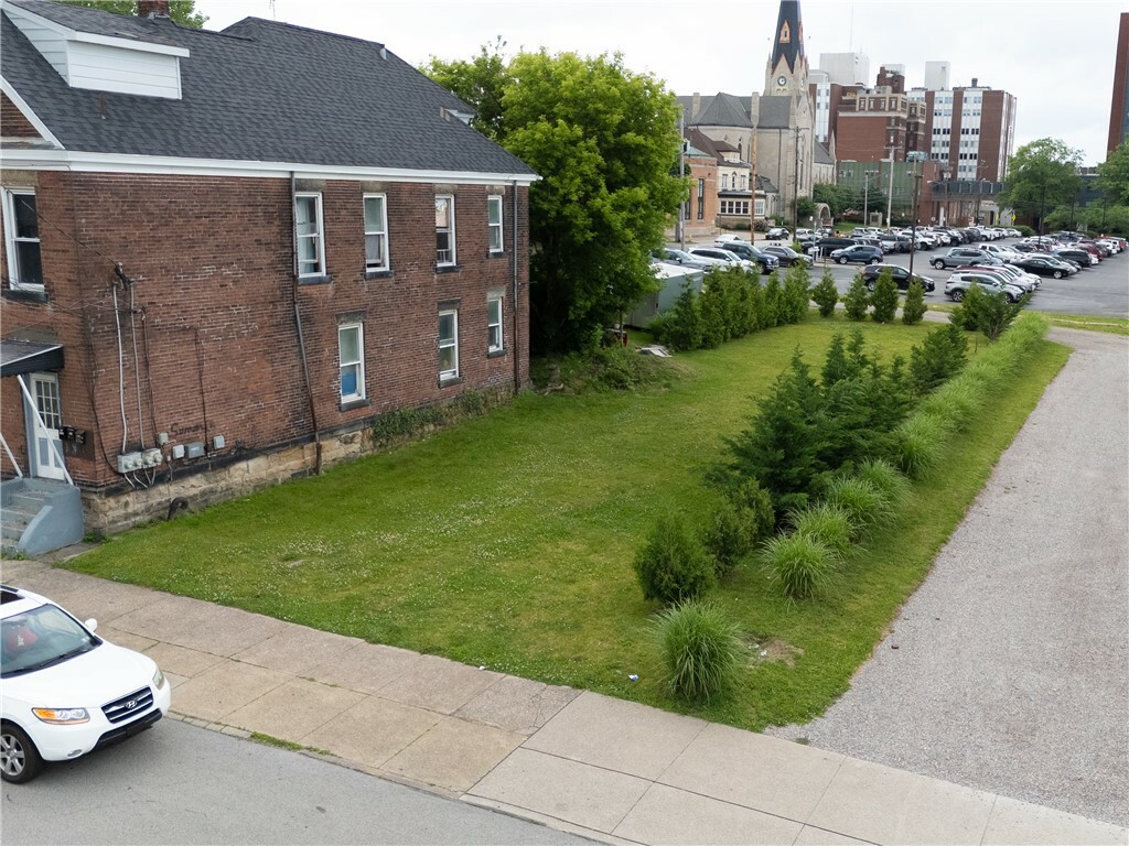 Property Photo: 2318 Peach St PA 16502