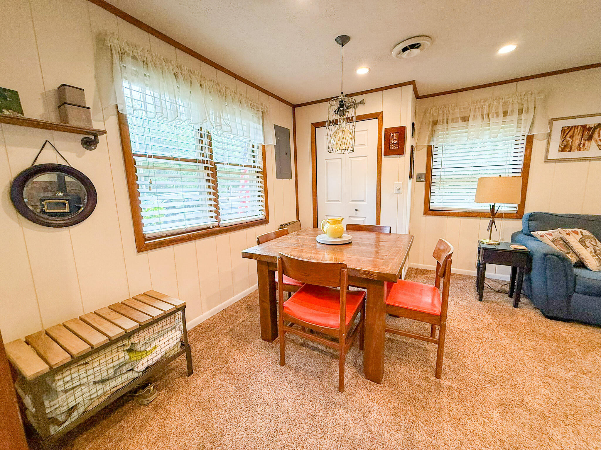 Property Photo: 122 Pinewood Avenue MI 48629