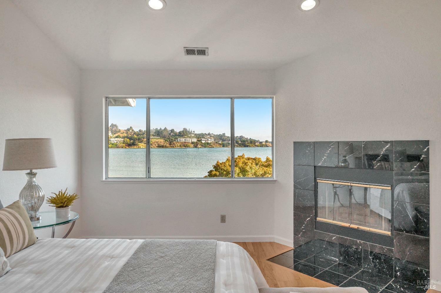 Property Photo: 16 Duxbury Cove CA 94901