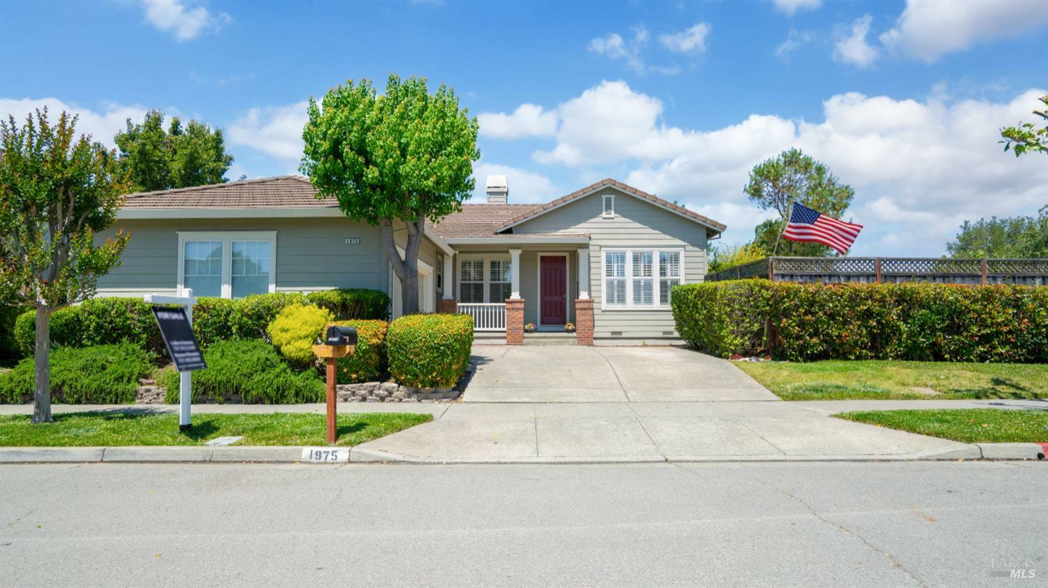 Property Photo: 1975 Lansdowne Way CA 94954