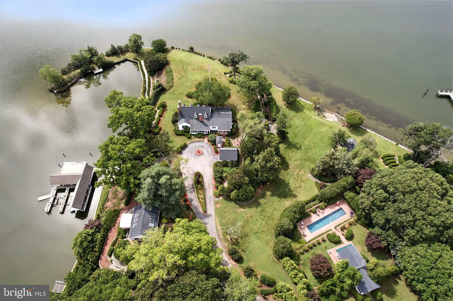 Property Photo:  10750 Sawpit Cove Road  MD 20657 