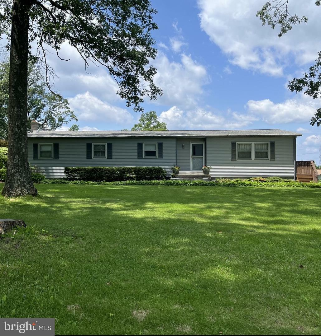 Property Photo:  262 Walnuttown Road  PA 19522 