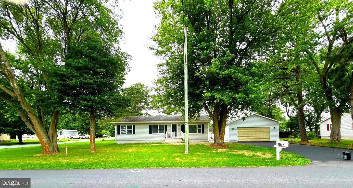 Property Photo: 36697 W Club House Road DE 19970