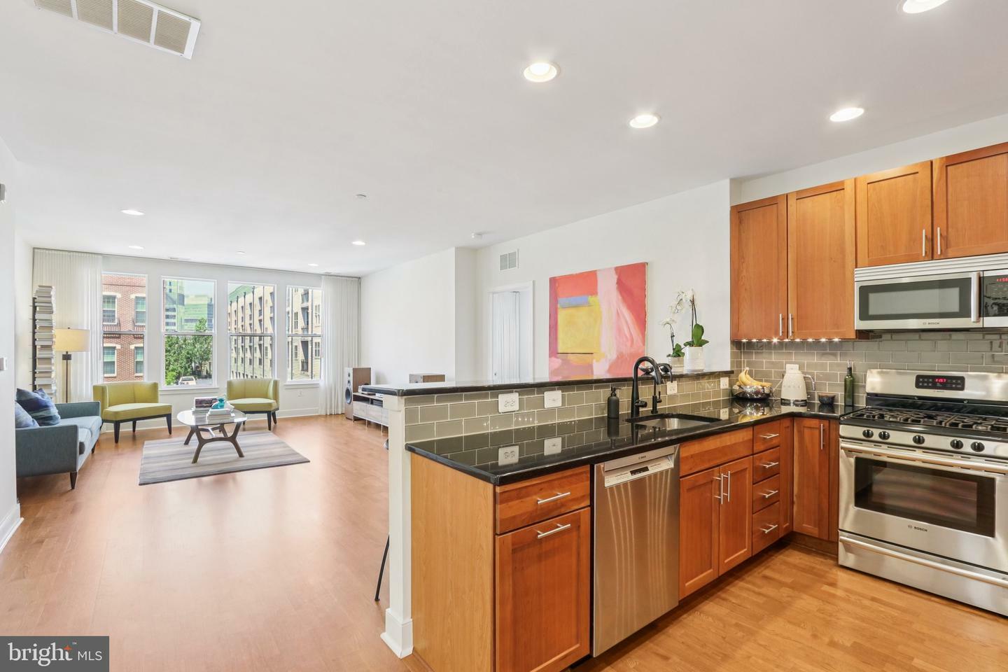 600 S 24th Street 204  Philadelphia PA 19146 photo