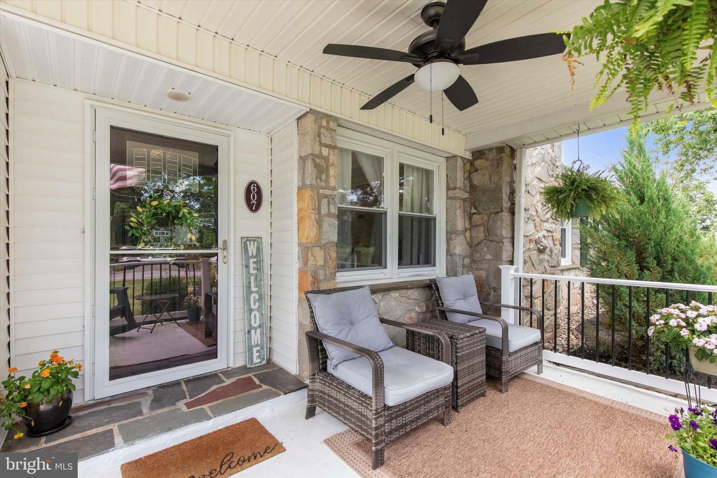 Property Photo:  607 Jays Lane  PA 19464 