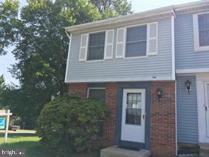 Property Photo:  8430 Lazy Creek Court  VA 22153 