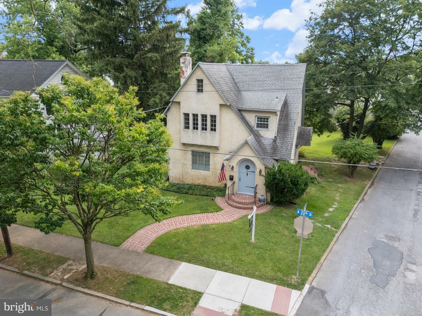 Property Photo: 28 N 20th Street PA 17011