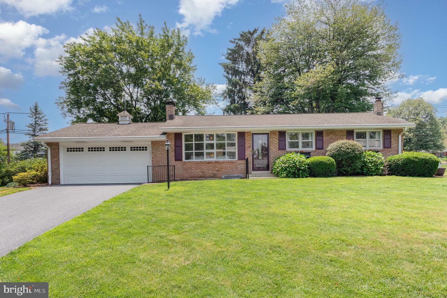 Property Photo: 114 Brookside Avenue PA 17033