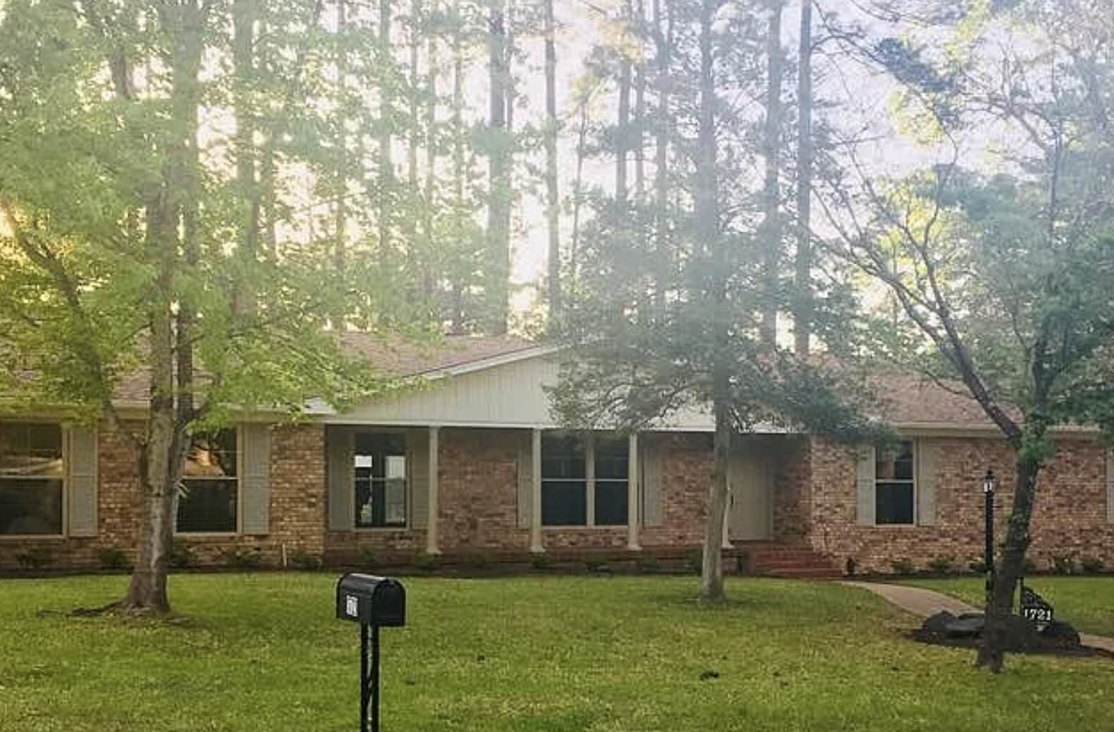 Property Photo:  1721 Gean  AR 71753 