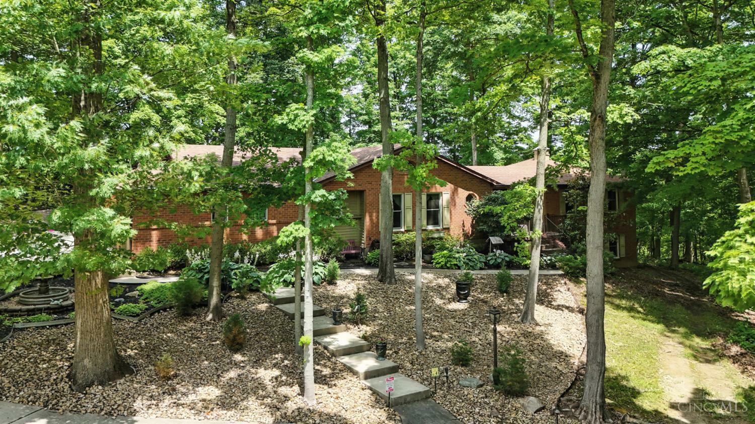 Property Photo: 6125 Squirrelwoods Lane OH 45247