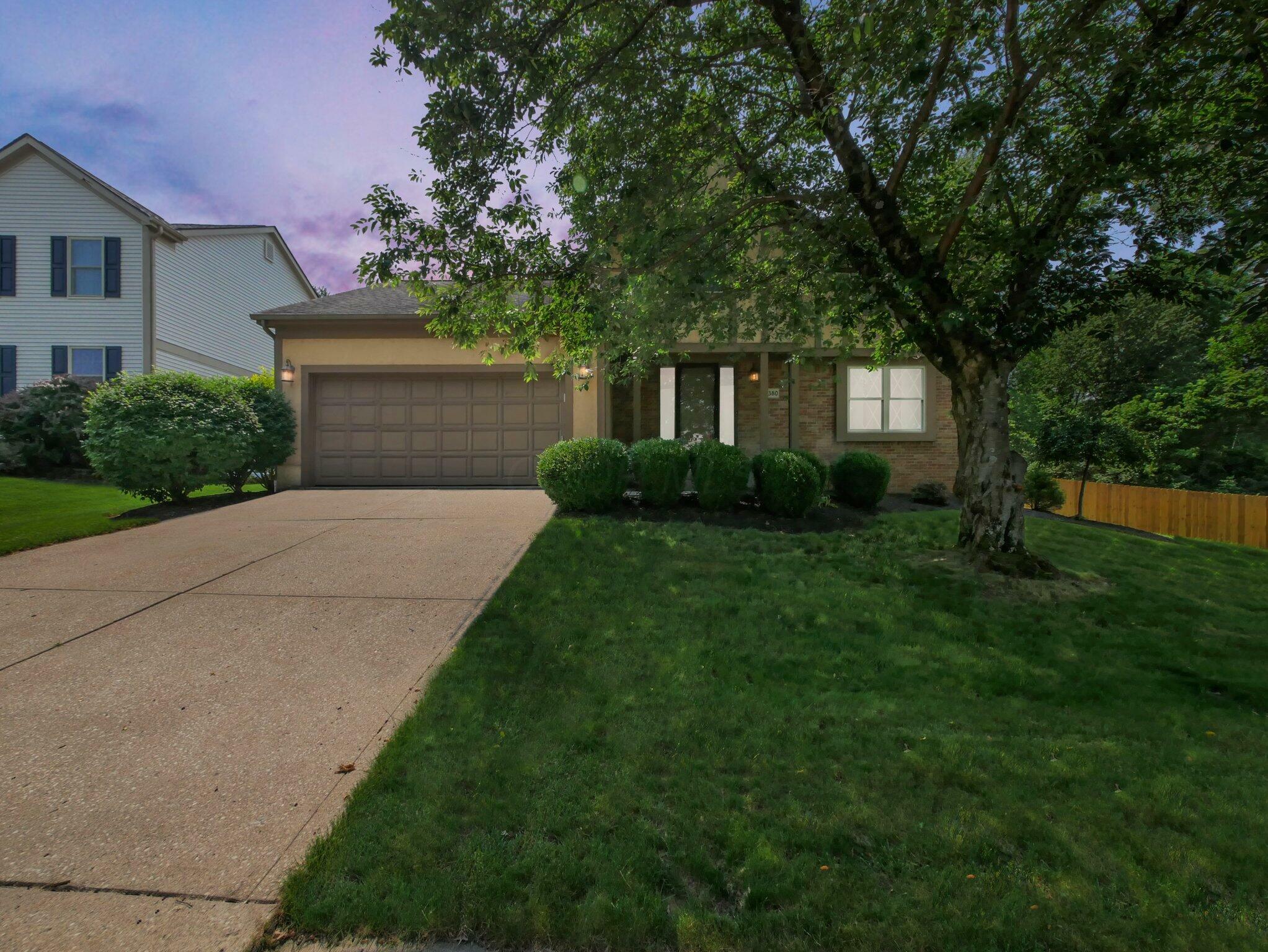 Property Photo:  1380 Hanbury Court  OH 43230 