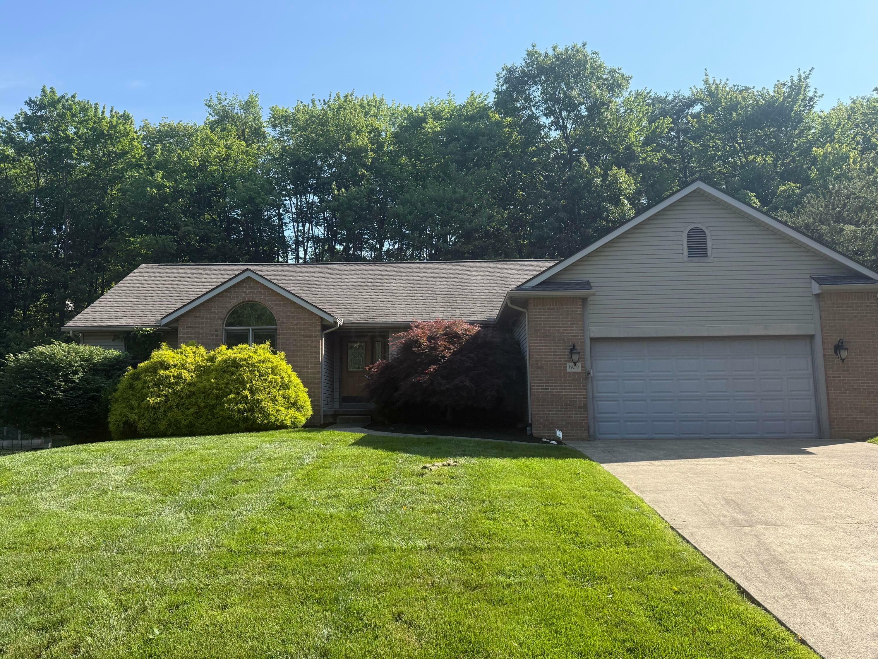 Property Photo: 609 Piedmont Lane OH 43056