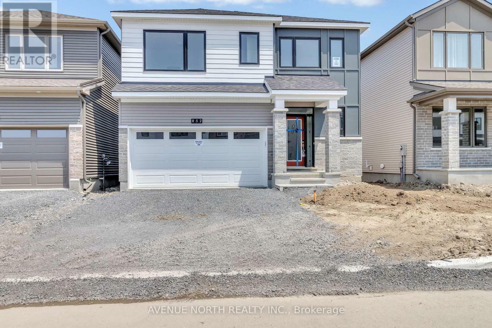 852 Pearly Everlasting Crescent  Ottawa ON K0A 2Z0 photo