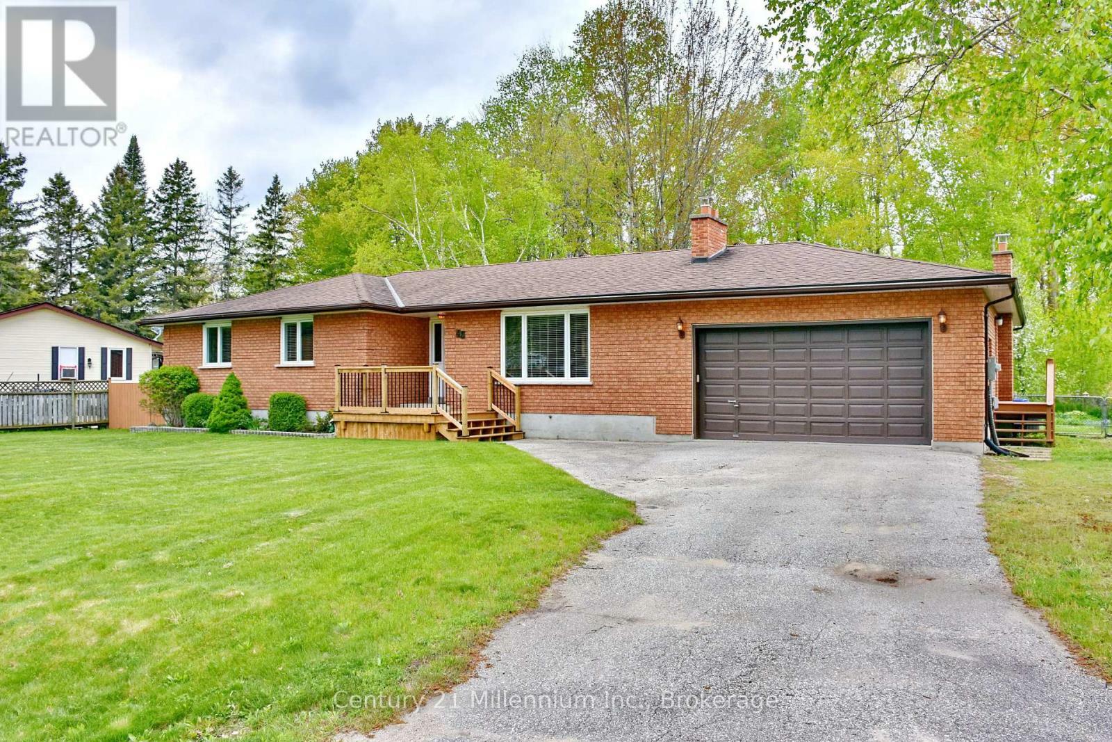 48 Indianola Crescent  Wasaga Beach ON L9Z 2W3 photo