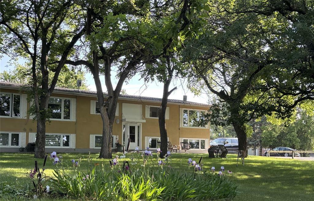 101 Lakeview Avenue  Killarney MB R0K 1G0 photo