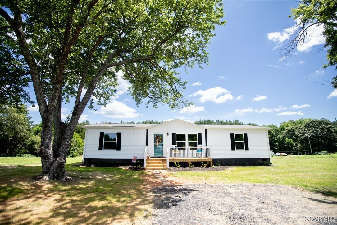 Property Photo:  12 Sunset Lane  VA 23966 
