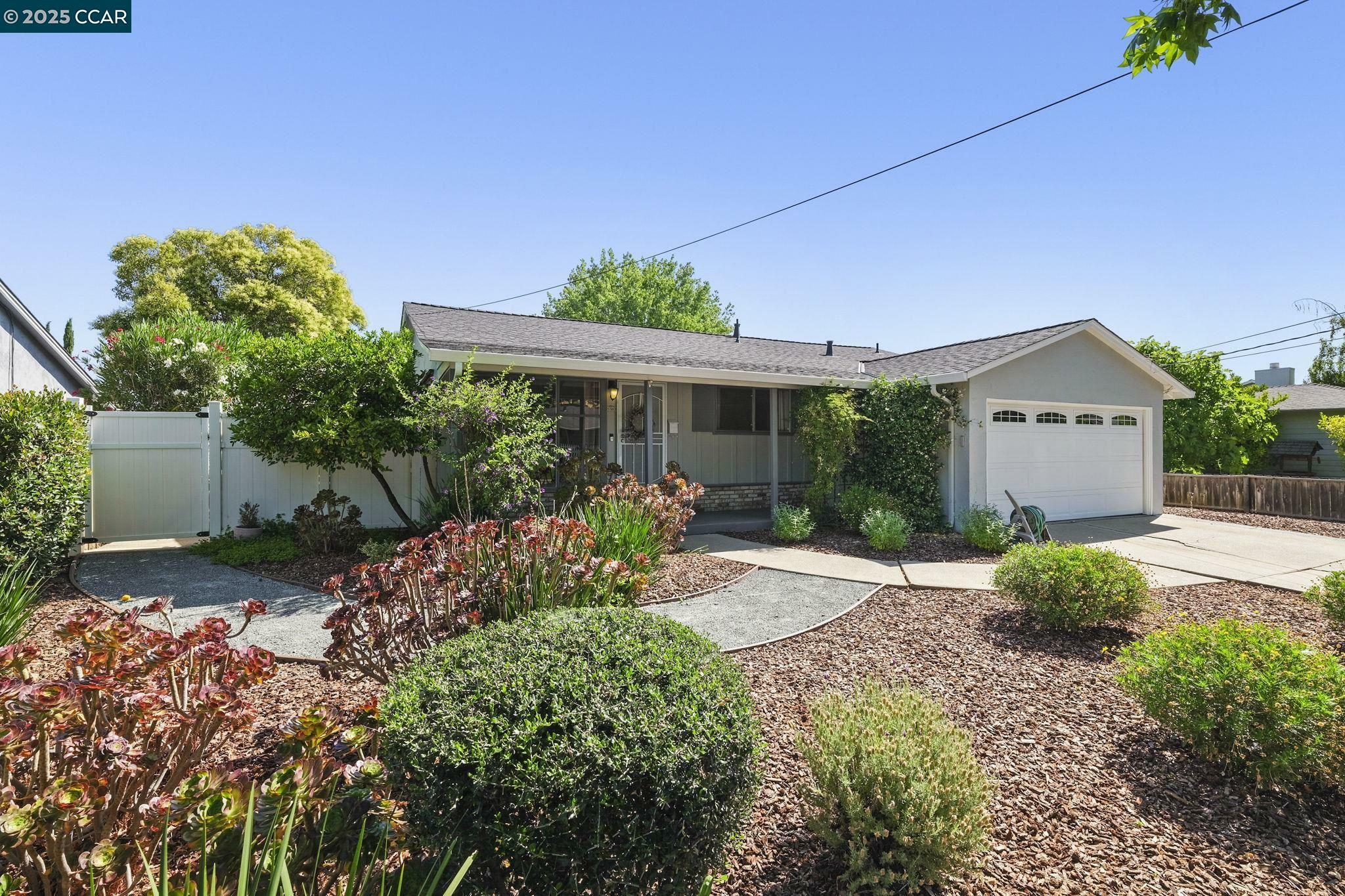 5503 Michigan Blvd  Concord CA 94521 photo