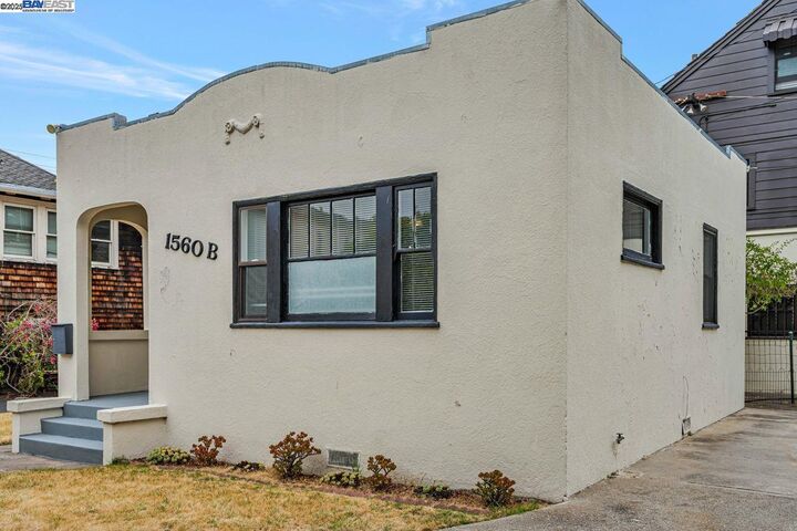 Property Photo: 1560 Lincoln Ave #B CA 94501
