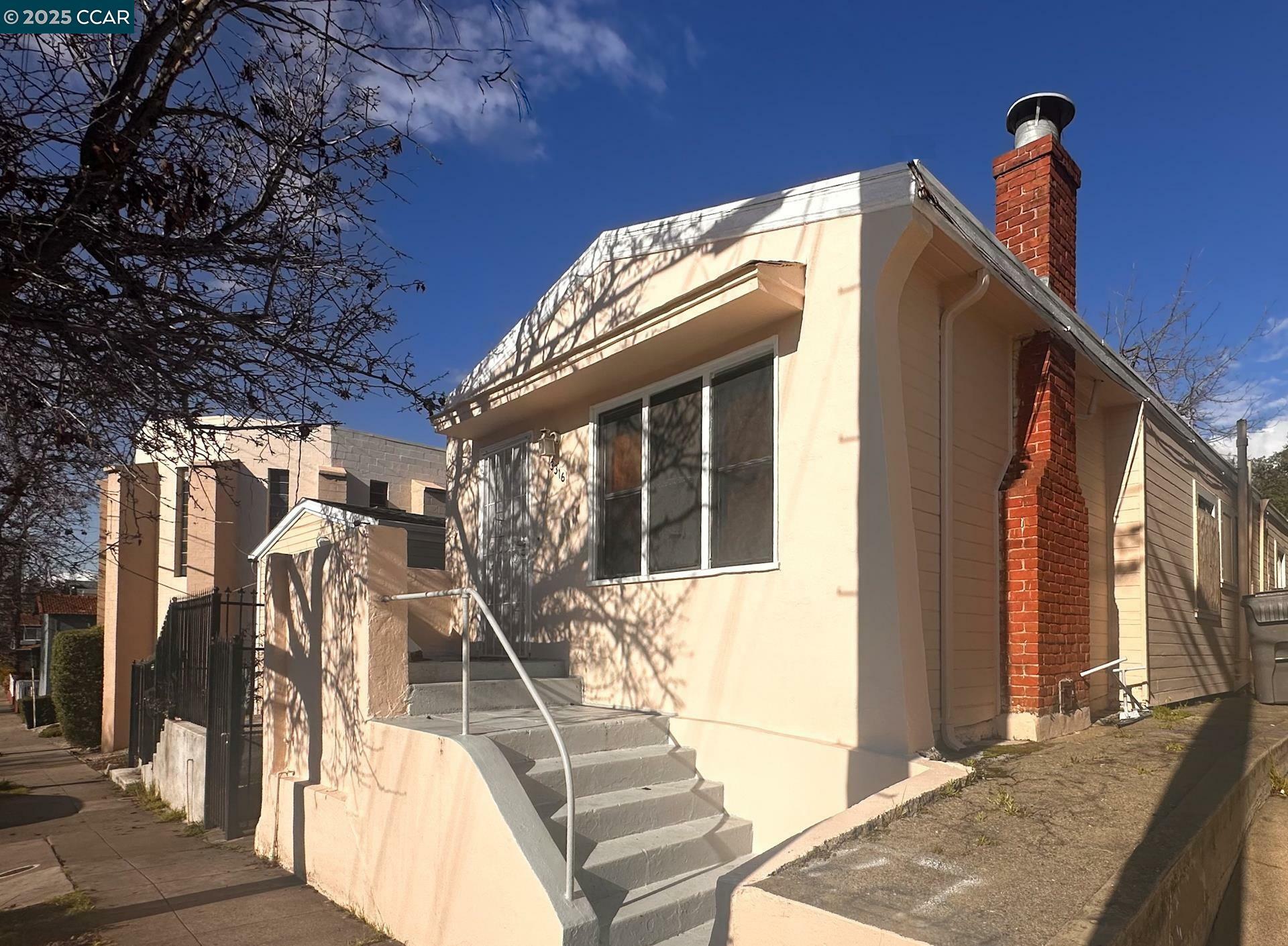 3316 Macarthur Blvd  Oakland CA 94602 photo