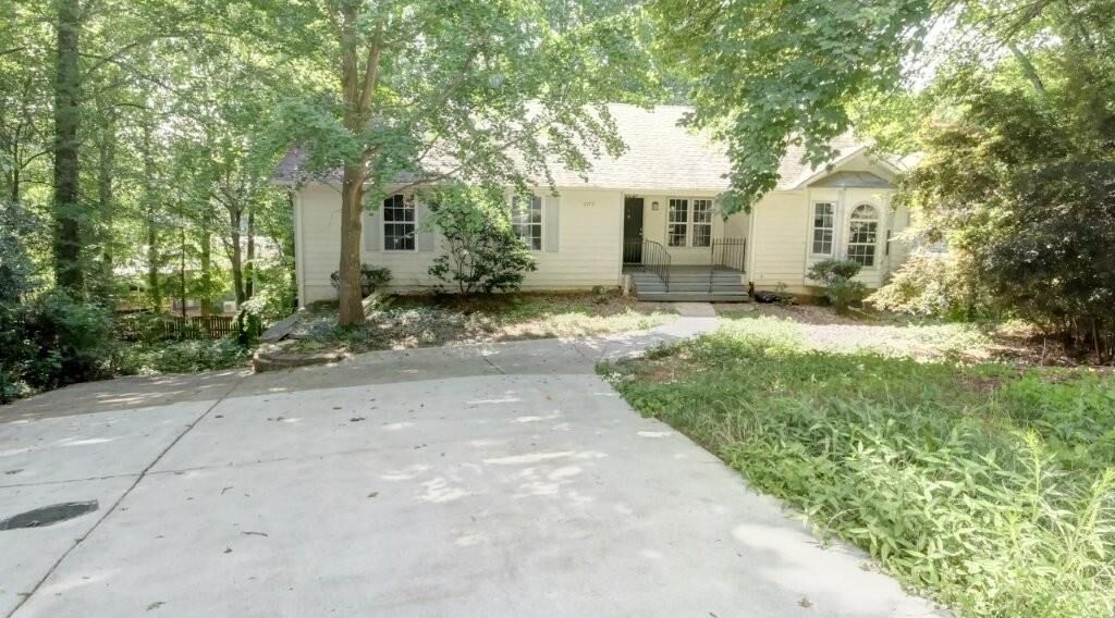 Property Photo: 2773 Hawk Trace Court NE GA 30066