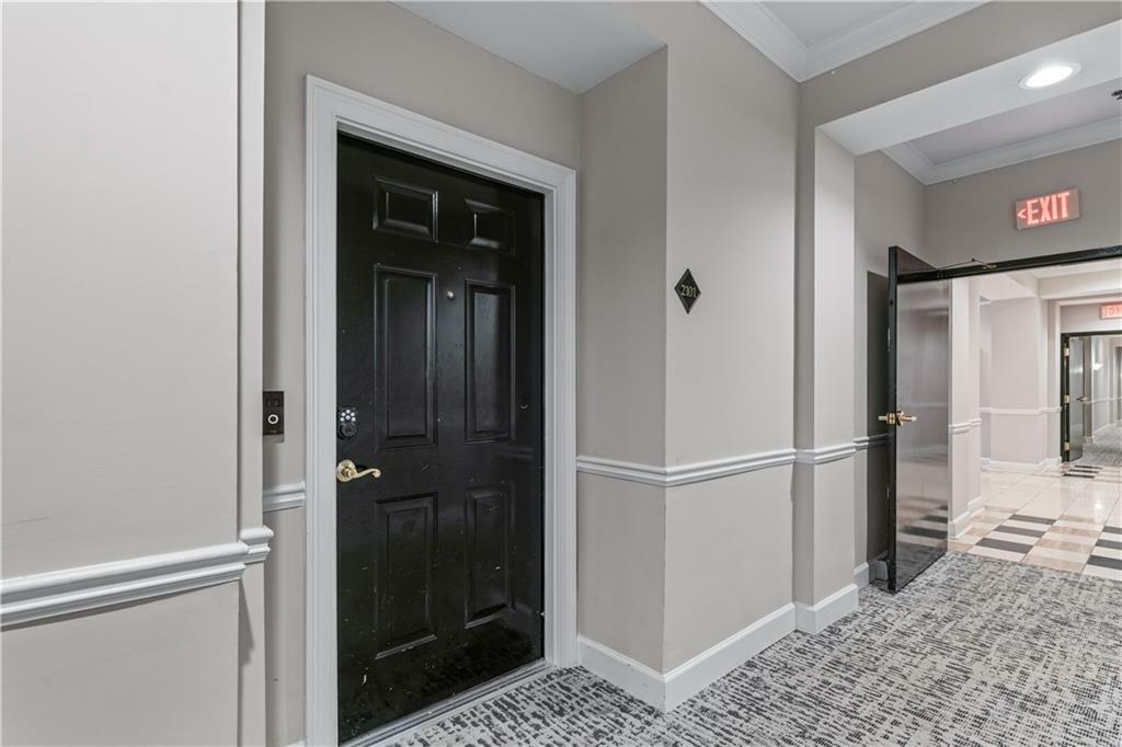 Property Photo: 3636 Habersham Road NW 2101 GA 30305