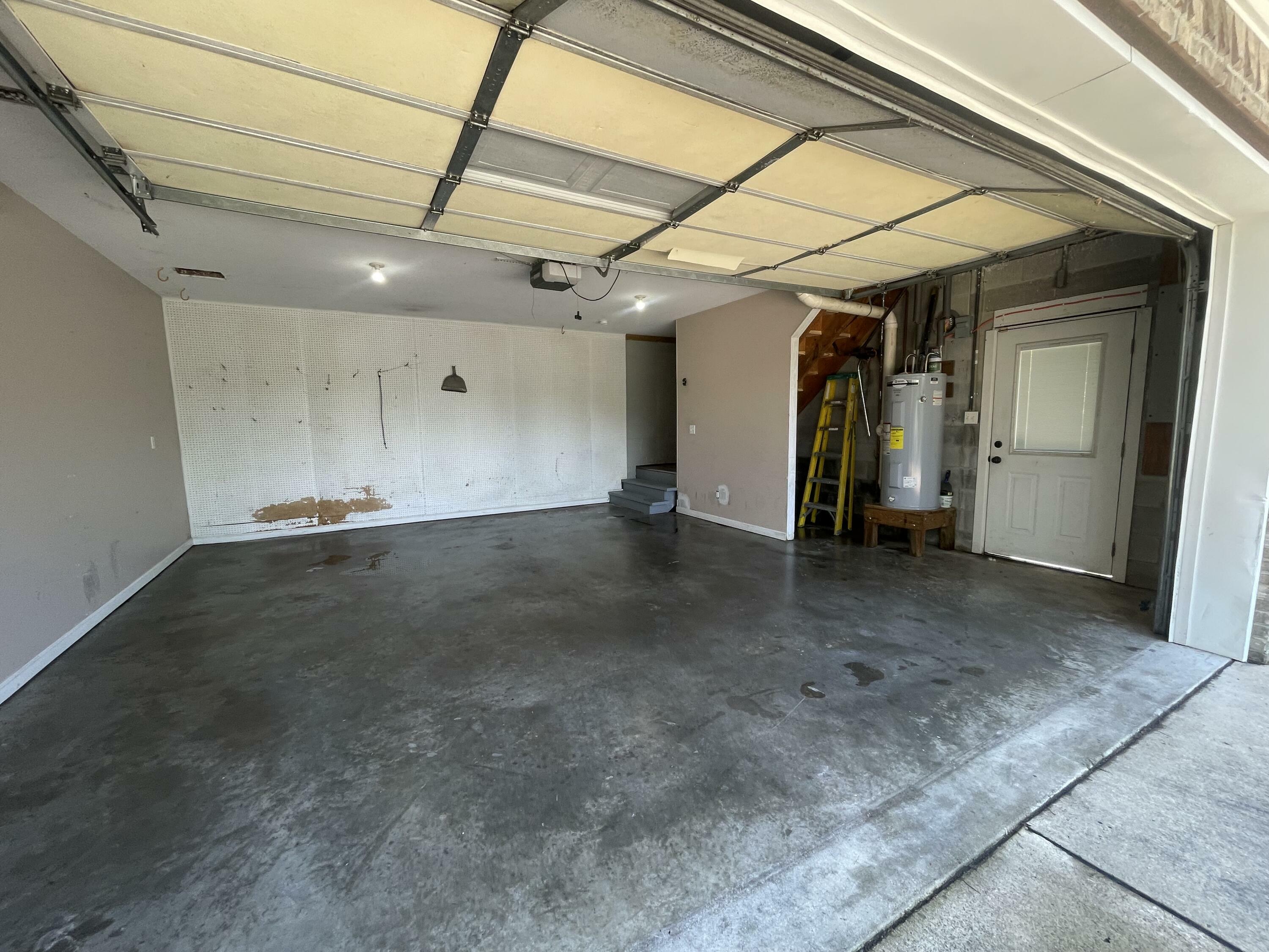 Property Photo:  330 Thompson Street  TN 37405 