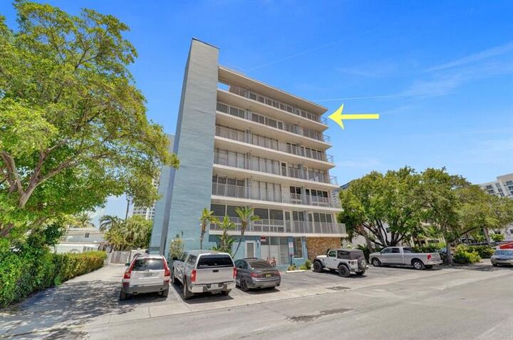 Property Photo:  524 Orton Ave 701  FL 33304 