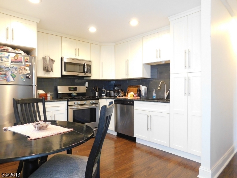 Property Photo: 176 Totowa Rd NJ 07512