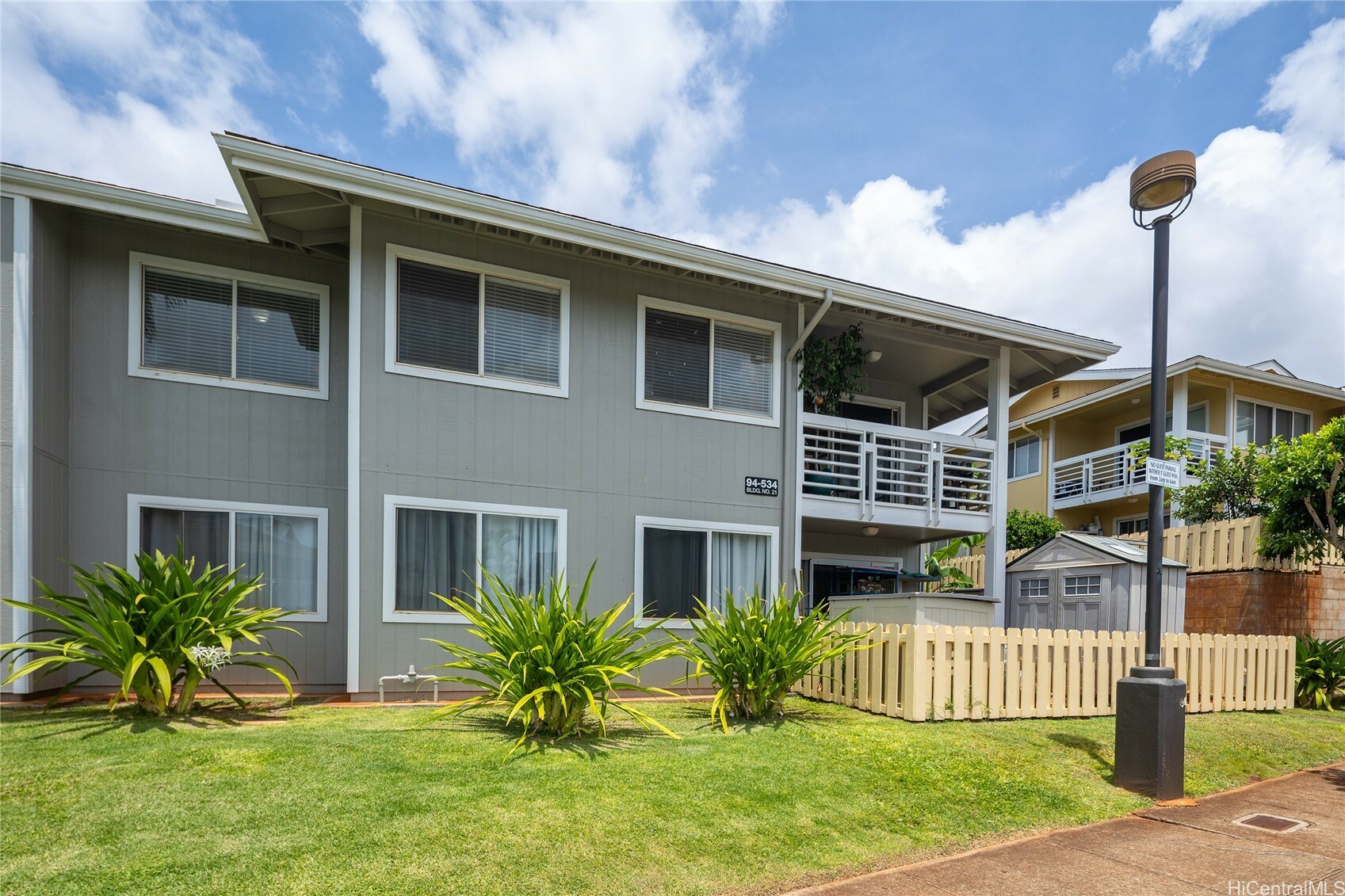 94-534 Kupuohi Street 21202  Waipahu HI 96797 photo