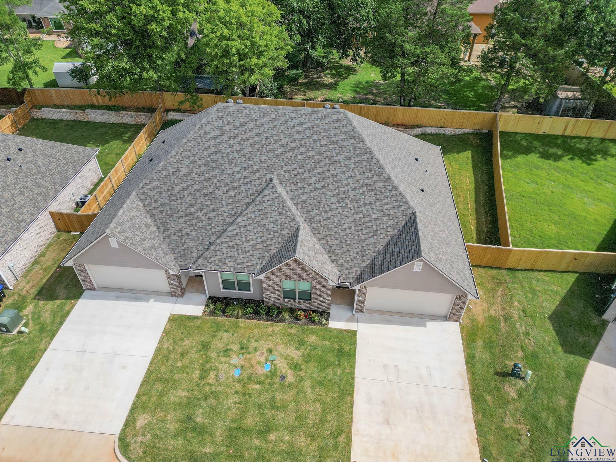 Property Photo: 1418 Page Valley Cir TX 75601