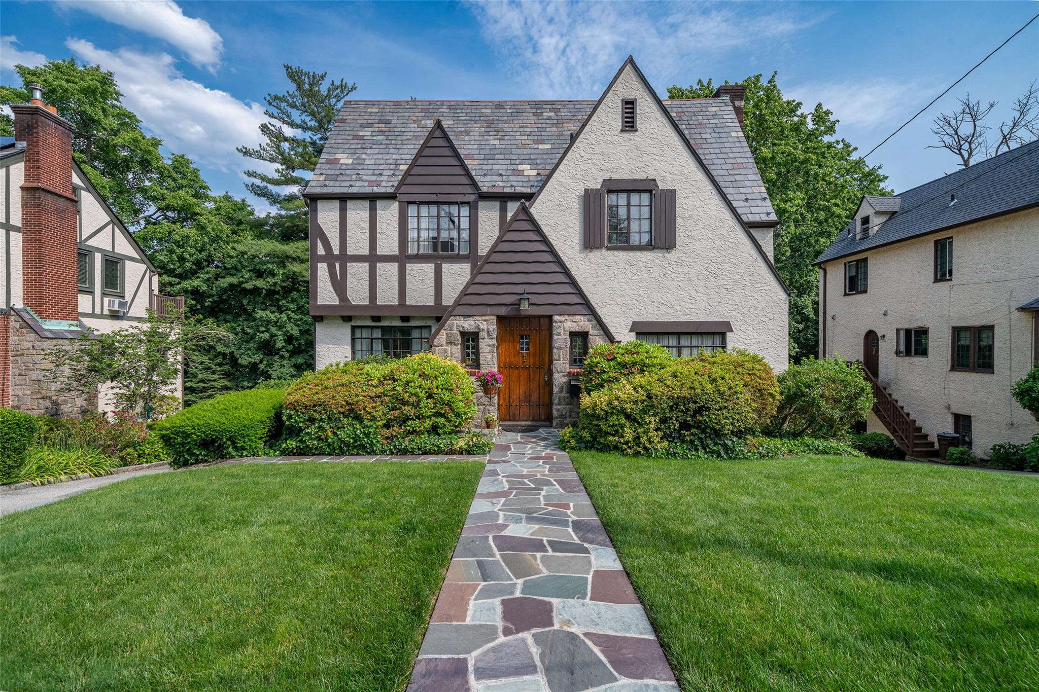 Property Photo: 44 Parkview Drive NY 10708