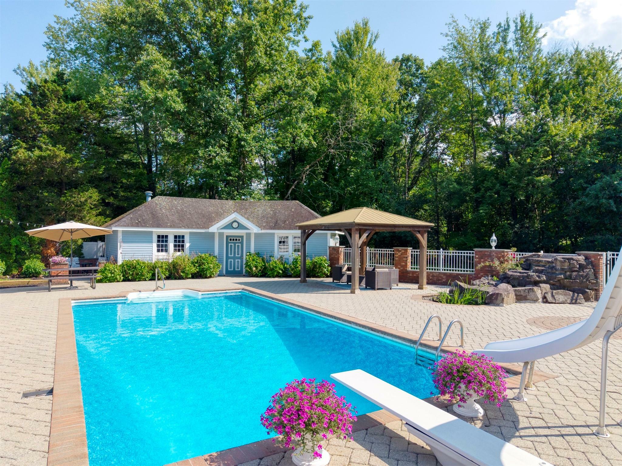 Property Photo:  21 Amy Court  NY 12401 