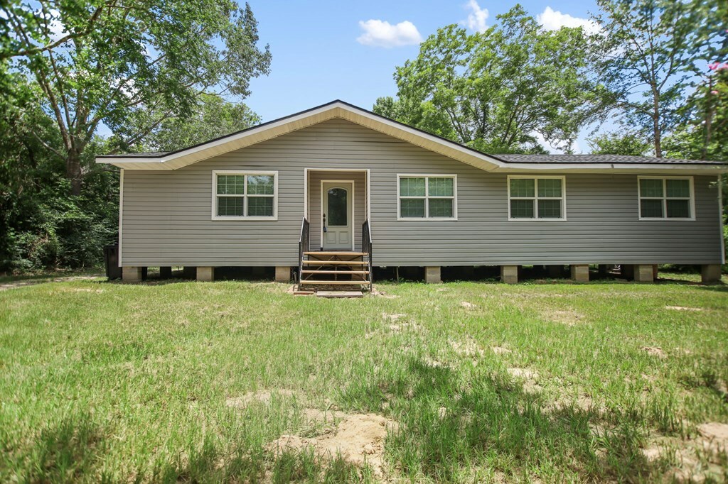 Property Photo: 175 Weeks Street TX 75904