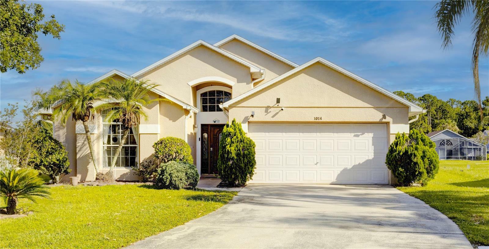 Property Photo: 1014 Prey Court FL 34746