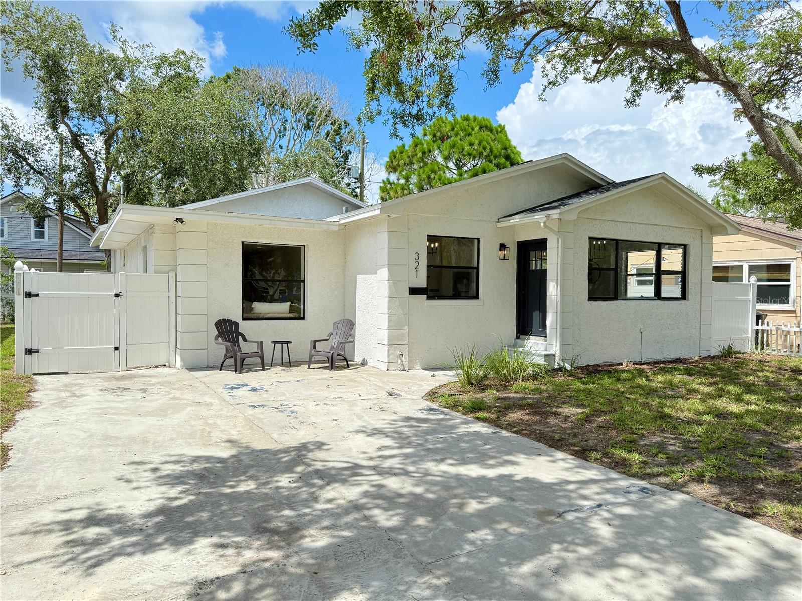 Property Photo: 321 42nd Avenue S FL 33705
