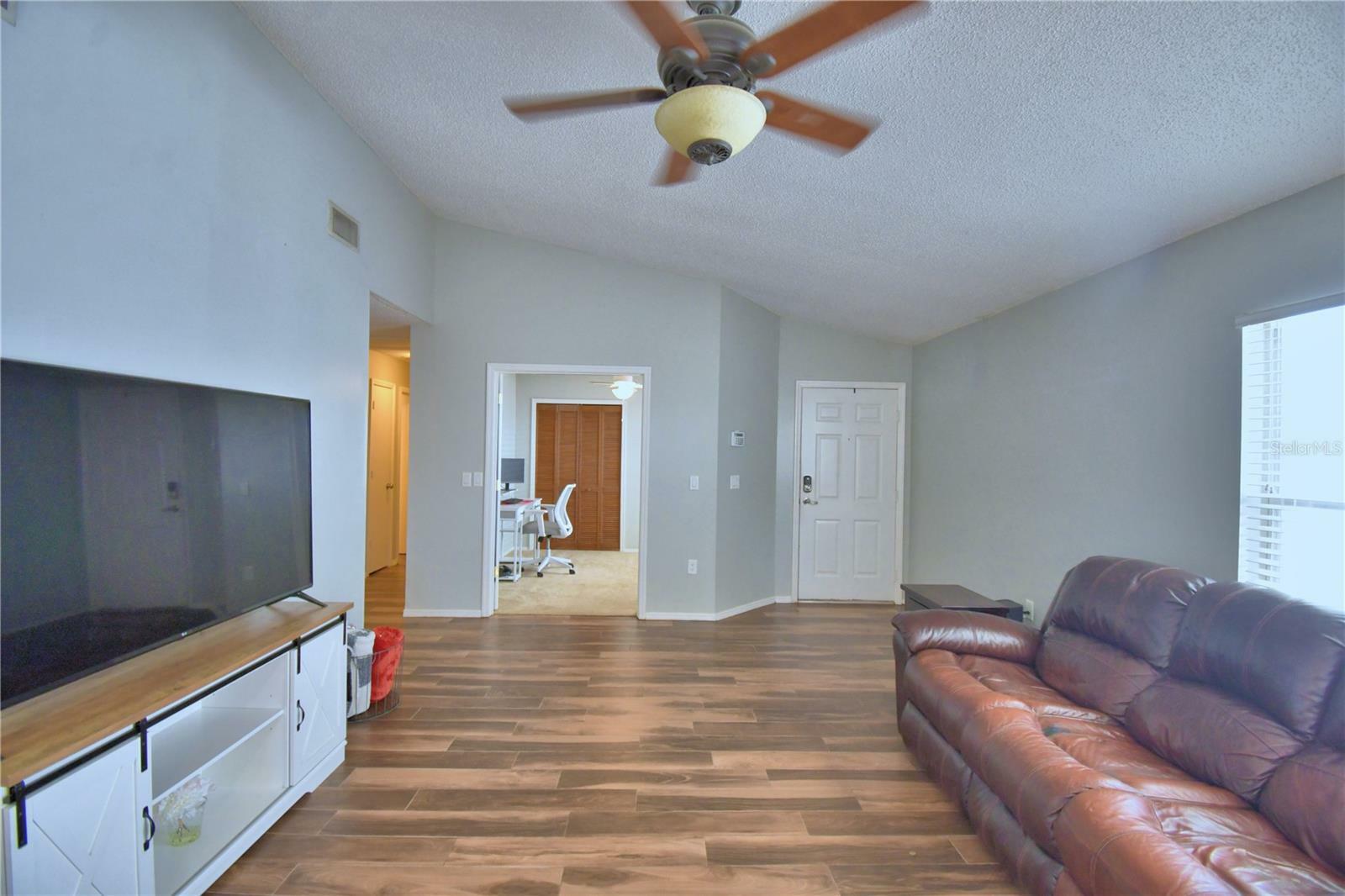 Property Photo: 658 Lake Dexter Circle FL 33884