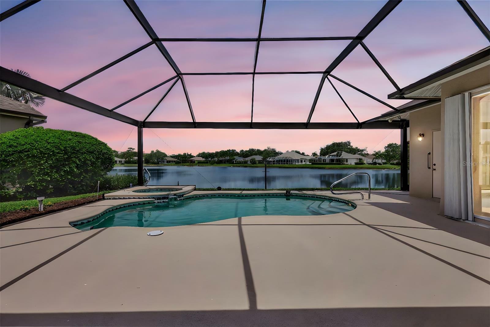 Property Photo: 11328 Rivers Bluff Circle FL 34202