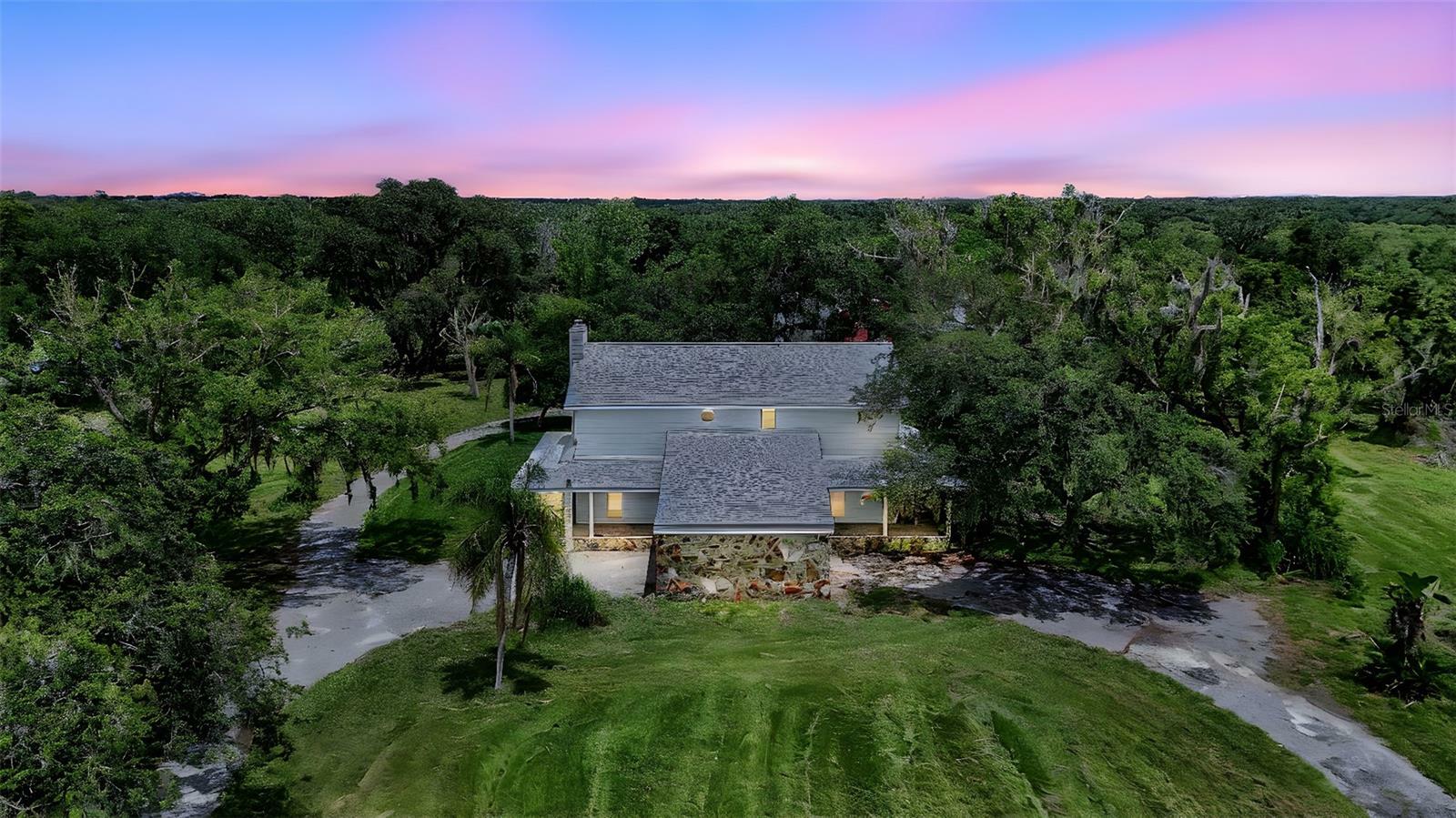 Property Photo: 6633 Old Ranch Road FL 34241