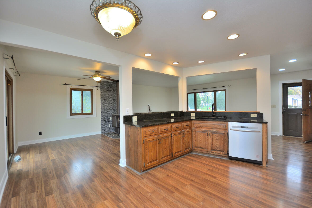 Property Photo: 655 E Mackinac Ave WI 53154