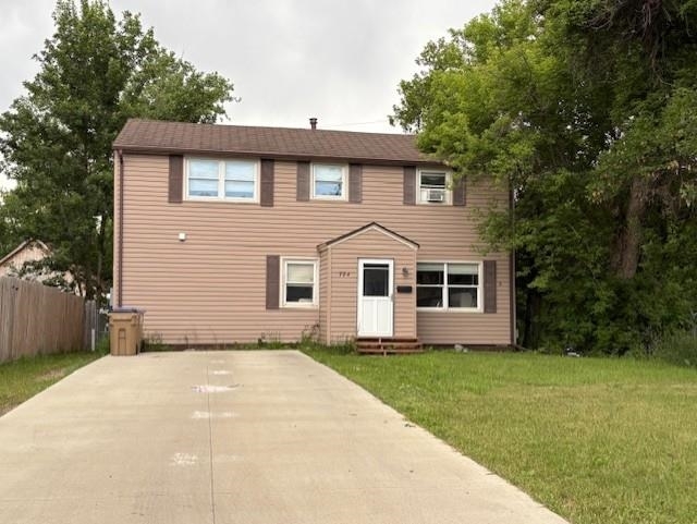 Property Photo: 724 Burdick Expressway E ND 58701