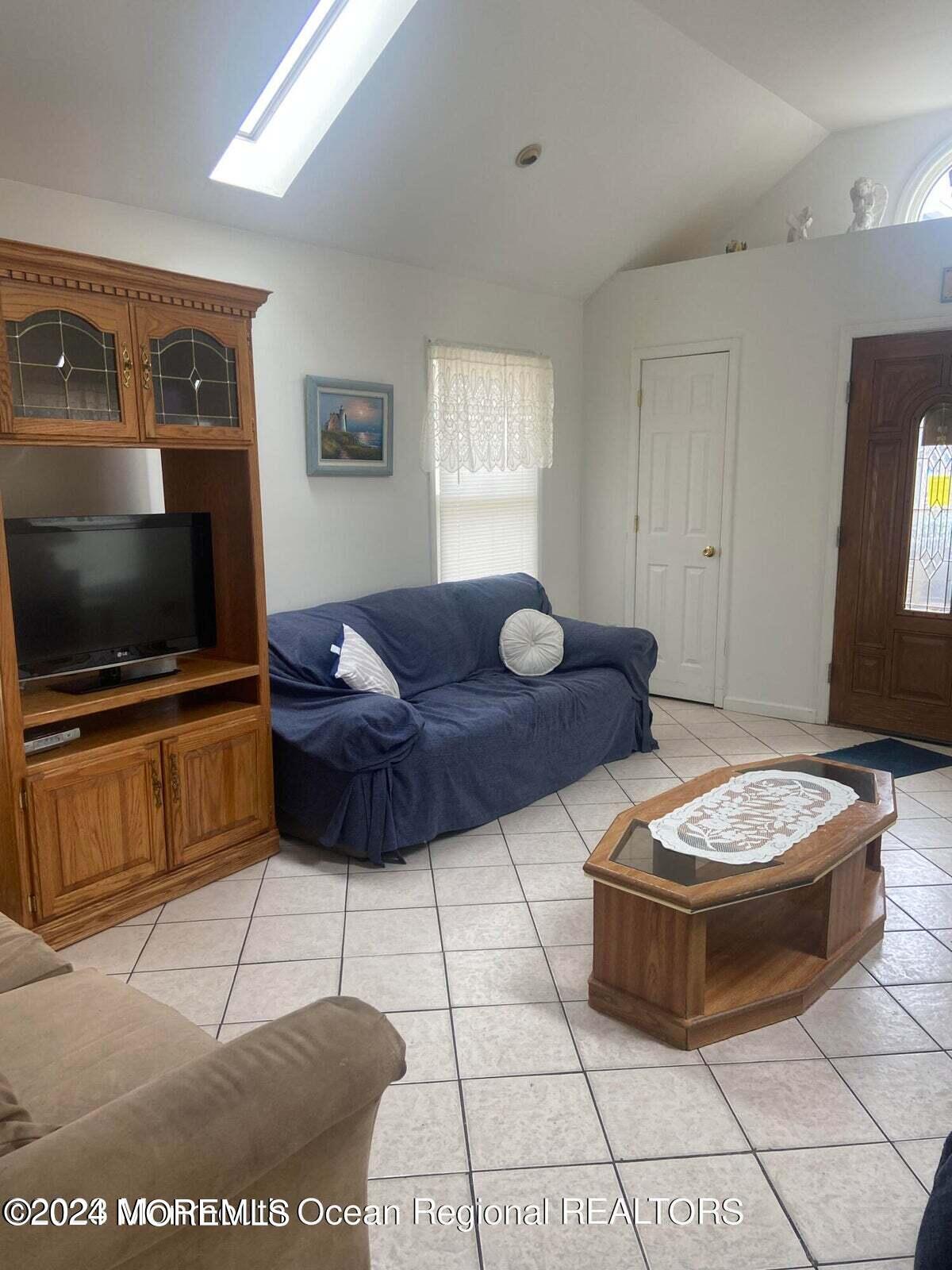Property Photo: 17 Danby Place NJ 08742