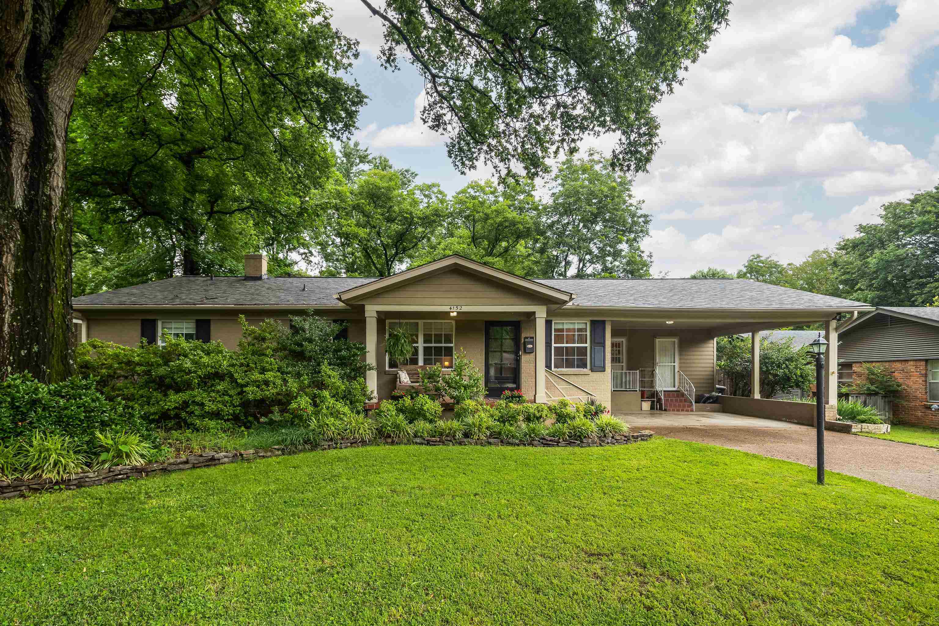 Property Photo: 4152 Barfield Rd TN 38117