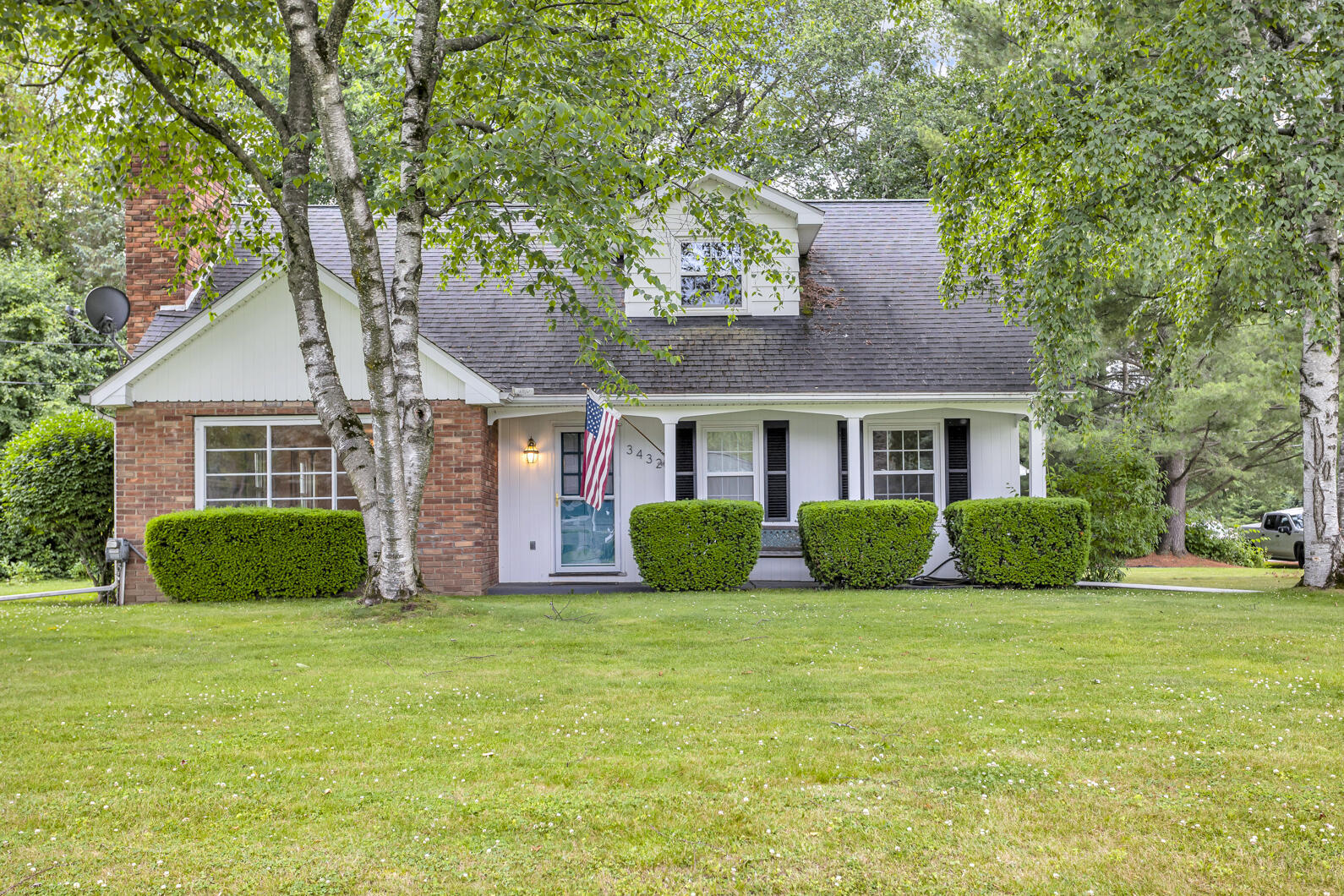 3432 Loretta Drive  Jackson MI 49201 photo