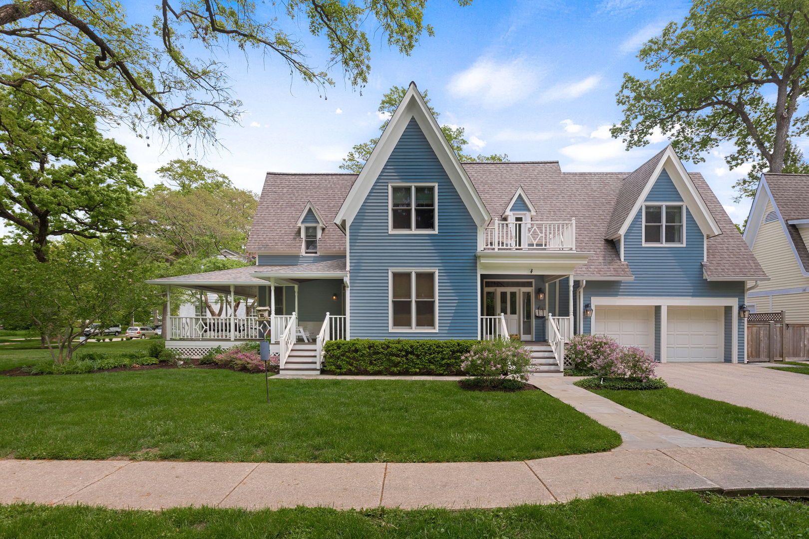Property Photo: 601 E Center Avenue IL 60044