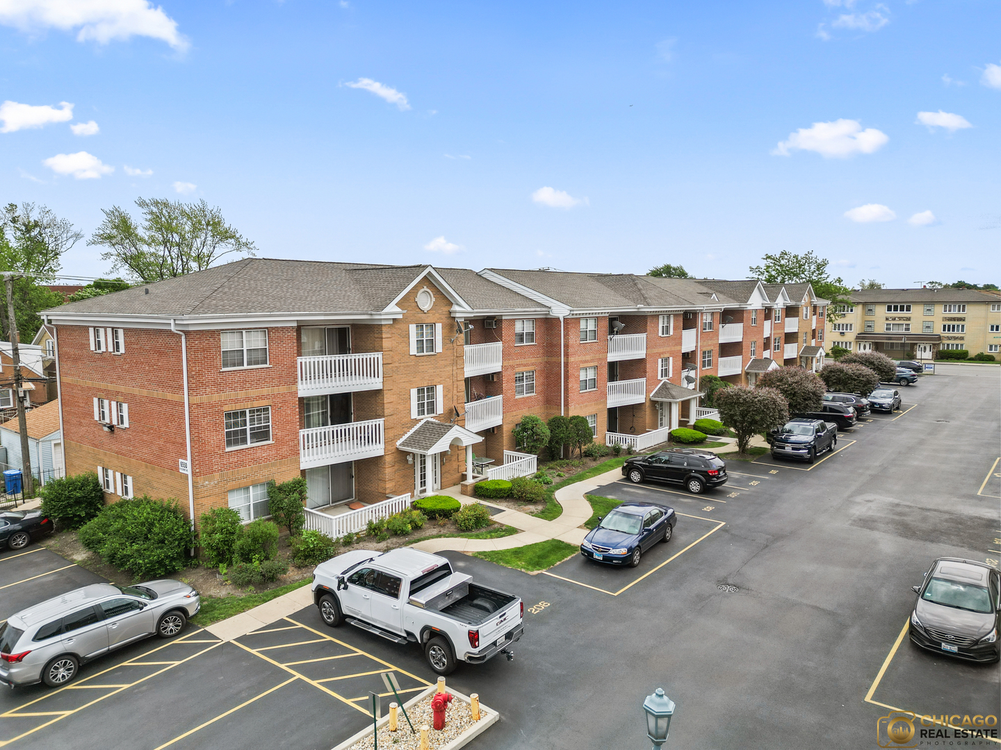 Property Photo: 6561 W School Avenue 305C IL 60634