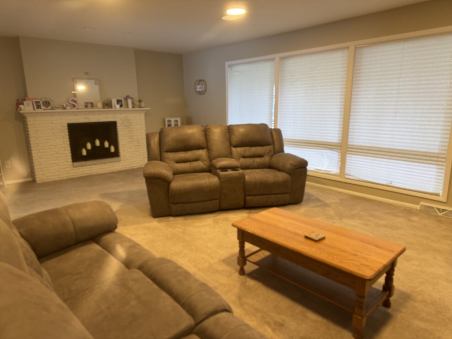 Property Photo: 1530 Linden Avenue IL 61301